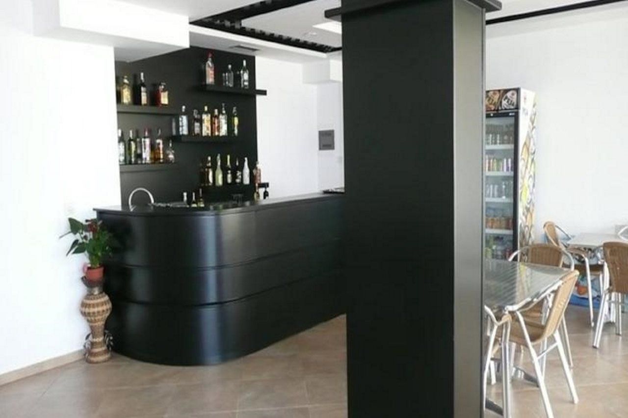 Mucobega Hotel Sarandë Exterior foto